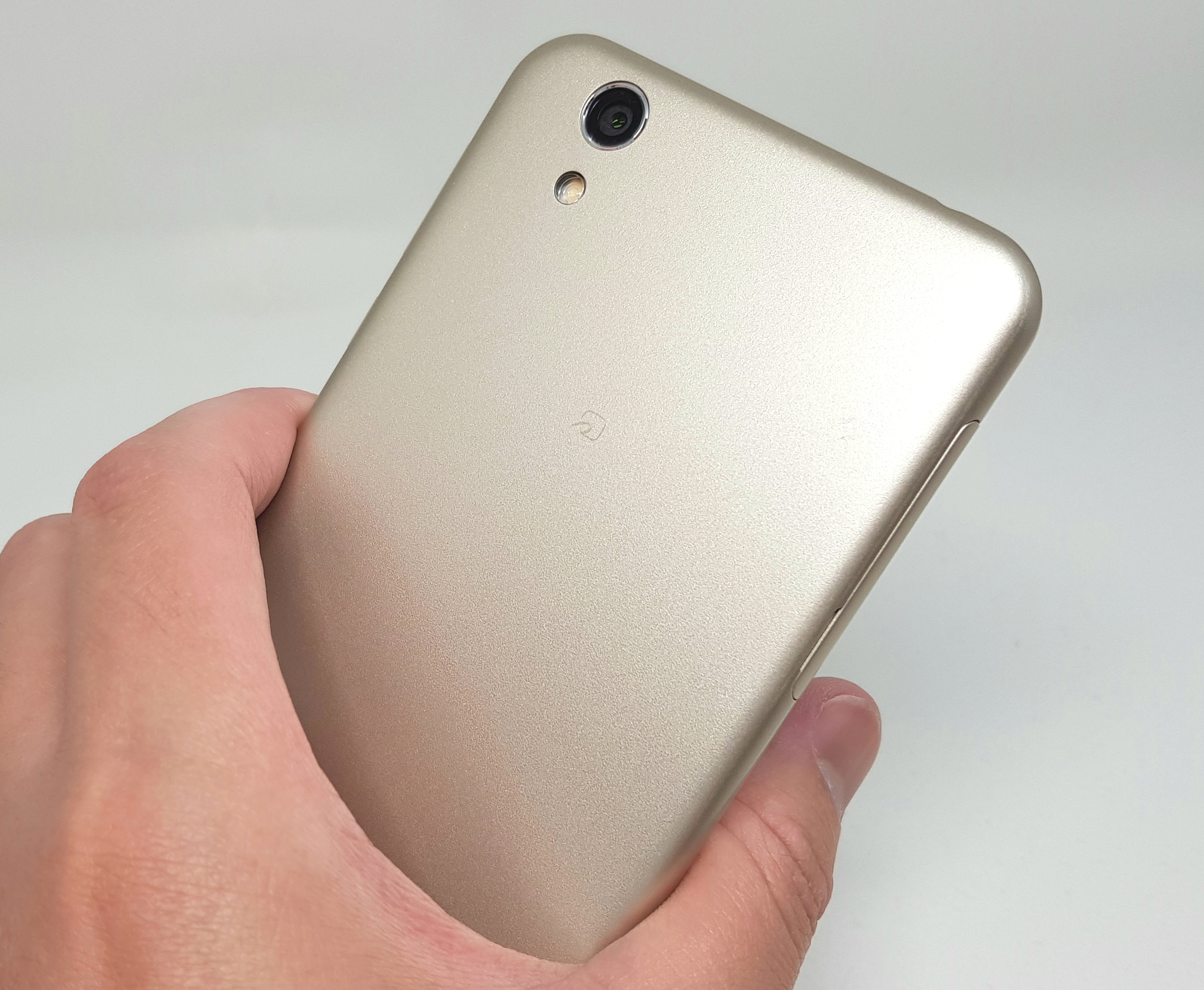 Aquos L2を使ってみて分かった良いところ 悪いところ モバイルドットコム Aquos L2を使ってみて分かった良いところ 悪いところ モバイルドットコム