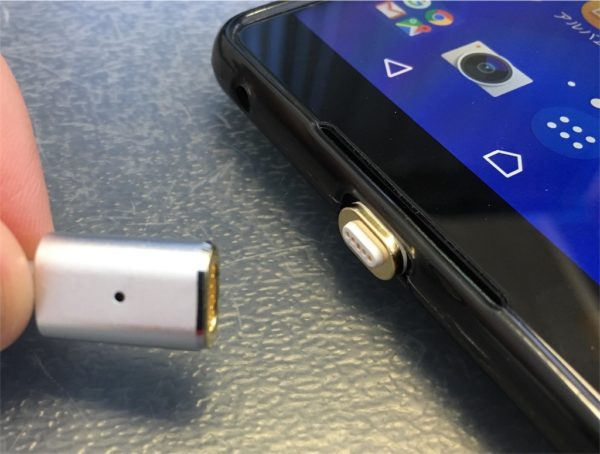 コレ便利すぎる Android用microusbマグネットケーブルを購入して思ったこと Galaxy Xperiaもok モバイルドットコム