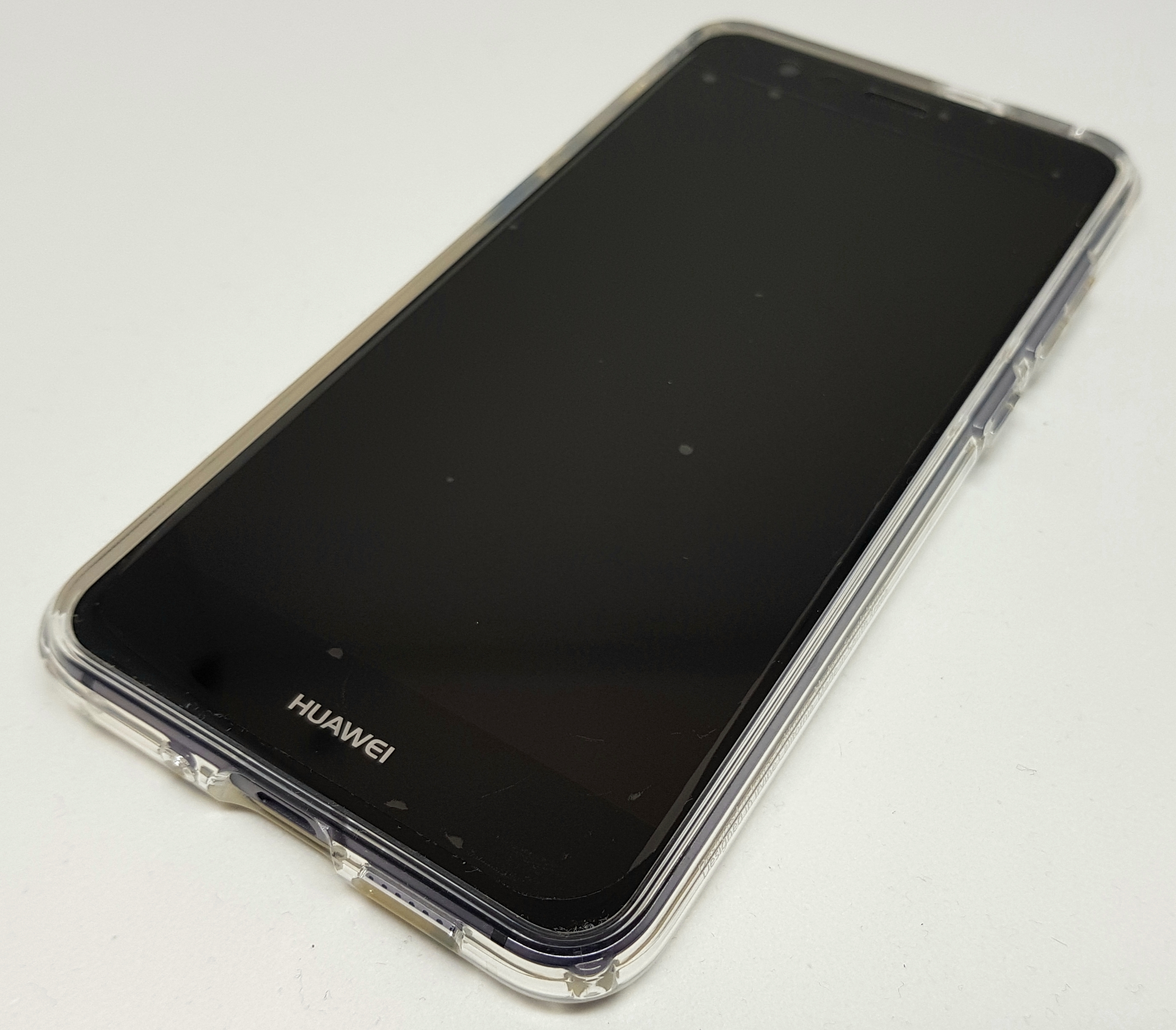 『Huawei P10 lite』にオススメ保護フィルムはコレ!現状コレ以外考えられない、ケースとの相性も最高◎ 『Huawei P10 lite』にオススメ保護フィルムはコレ!現状コレ以外考えられない、ケースとの相性も最高◎