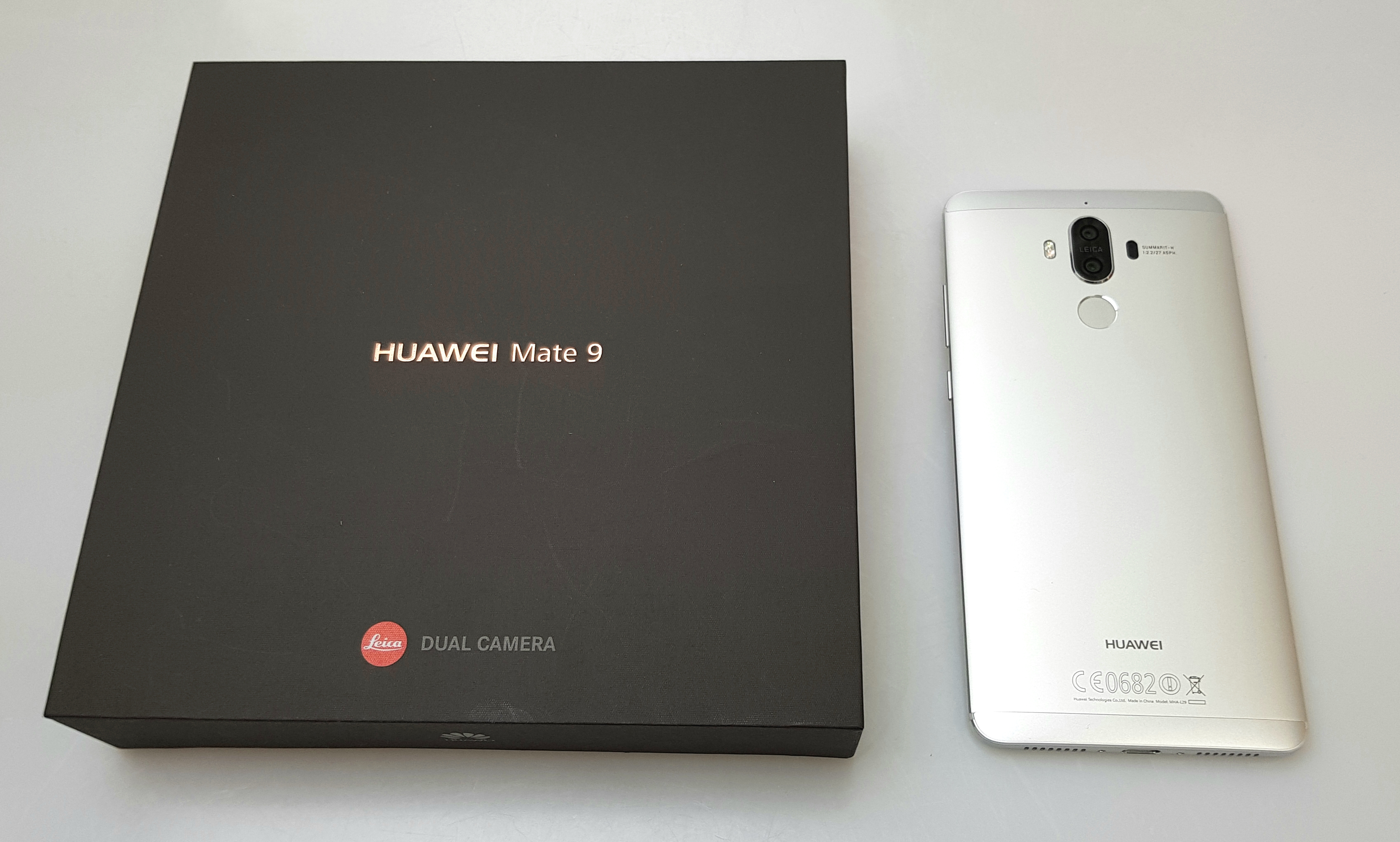 第2世代Leicaデュアルレンズカメラ搭載「Huawei Mate 9」を徹底外観レビュー! 第2世代Leicaデュアルレンズカメラ搭載「Huawei Mate 9」を徹底外観レビュー!