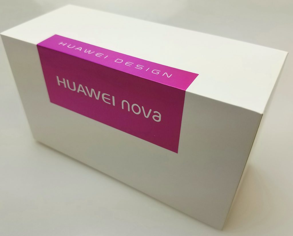 『HUAWEI nova』を購入開封外観レビュー!-コンパクトなのにパワフル&メタルボディに曲線デザインで圧巻の使いやすさ 『HUAWEI nova』を購入開封外観レビュー!-コンパクトなのにパワフル&メタルボディに曲線デザインで圧巻の使いやすさ