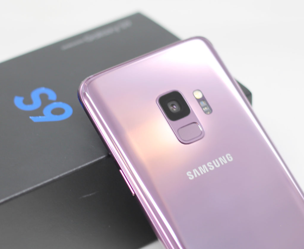美しさ際立つ「Galaxy S9」を開封から外観レビューまでを一挙大公開 