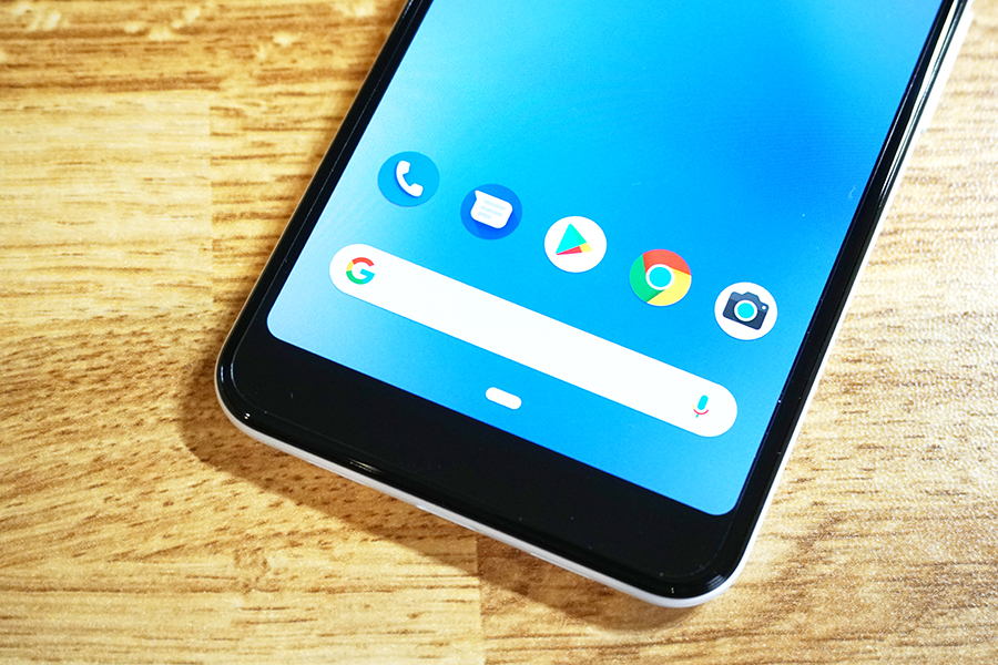 Google Pixel 3a用ミヤビックス保護フィルムを貼ってみた状態の下部