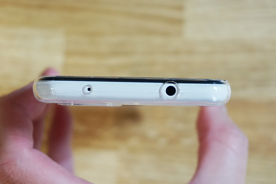 Google Pixel 3aにA-VIDET保護ケースを付けた側面上部