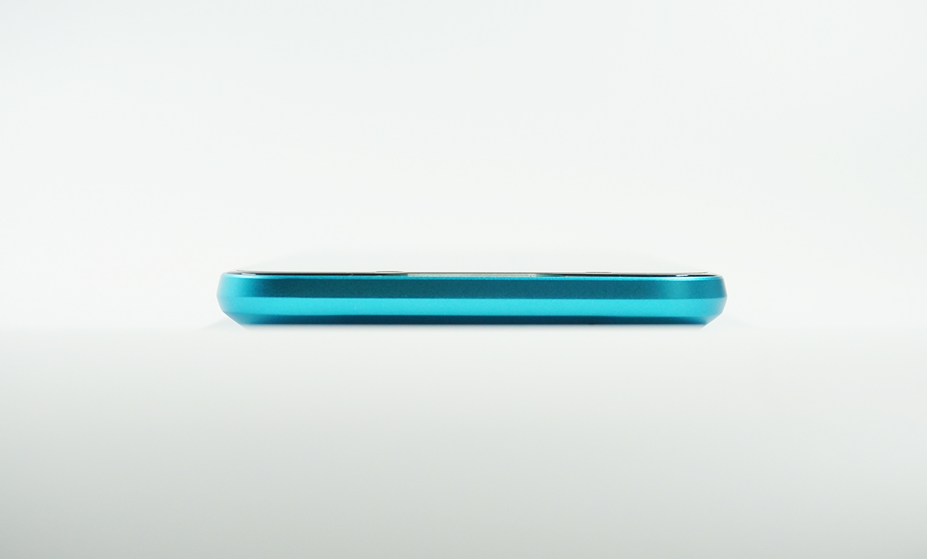 Black Shark 2側面上部