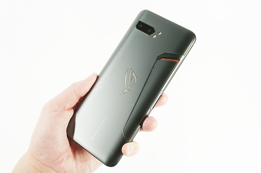 ROG Phone 2を持ってみた裏