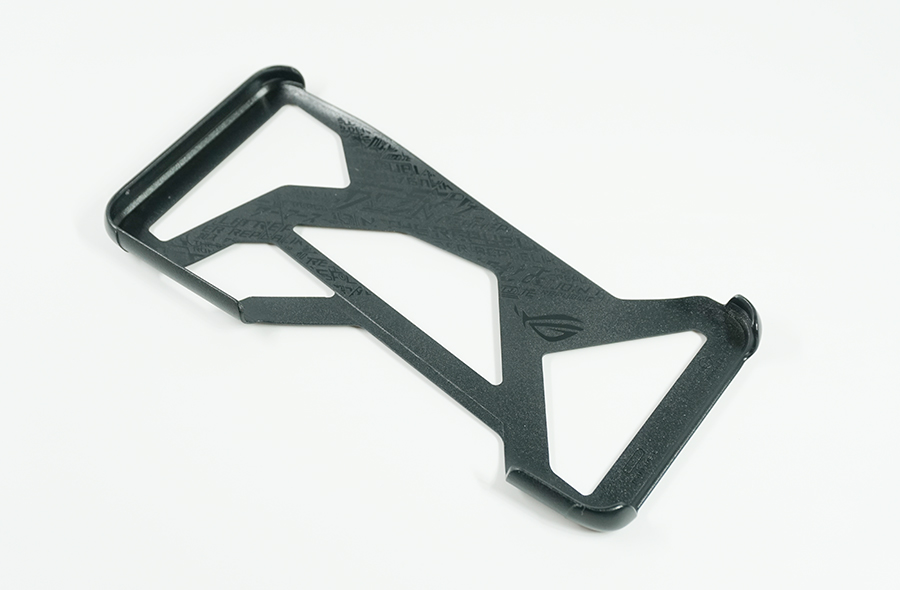 ROG Phone 2に付属しているAero Case