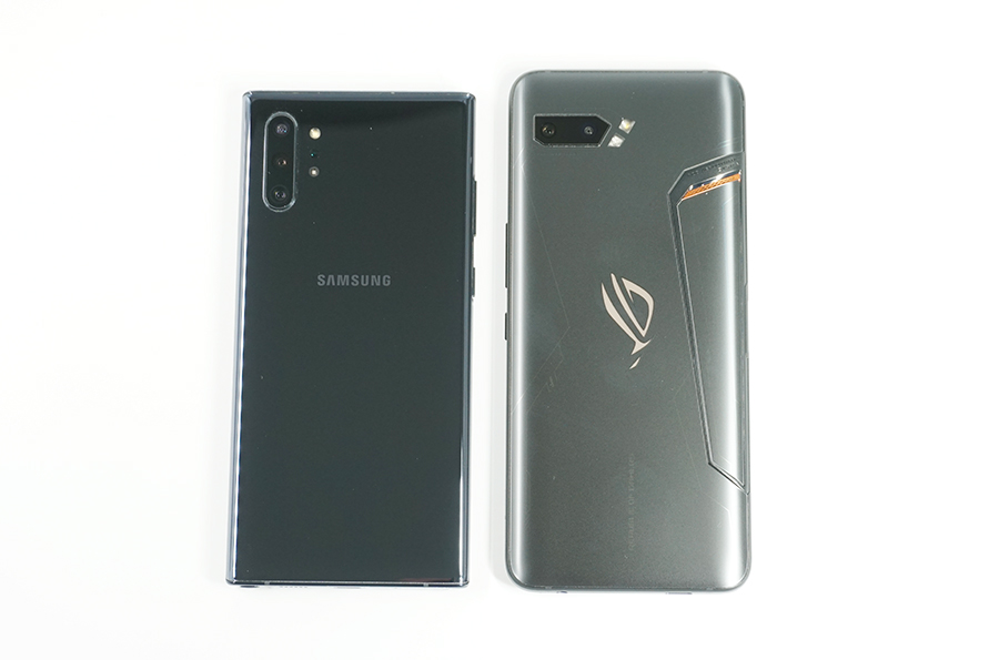 Galaxy Note10+とサイズを比較