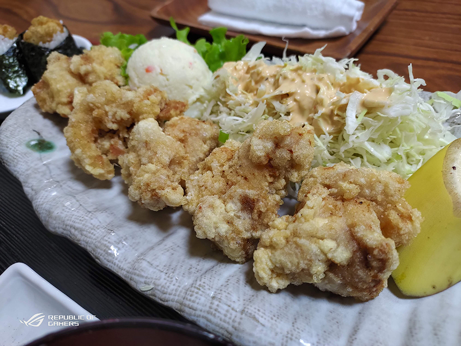 ROG Phone 2の標準カメラで料理撮影