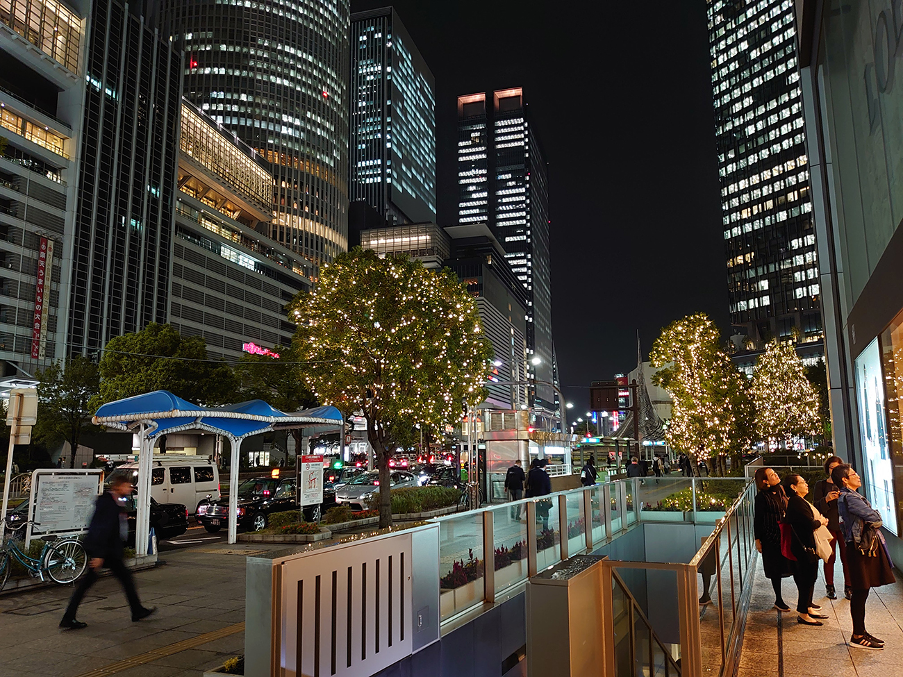 Xperia 5のカメラで撮影した名駅夜景2