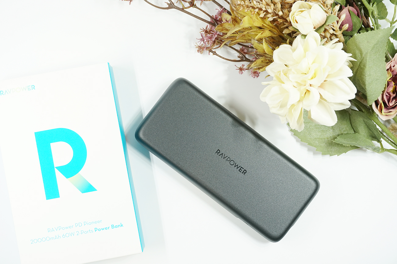 【RAVPower RP-PB201 レビュー】大容量20000mAh/最大出力60WのPD対応モバイルバッテリー