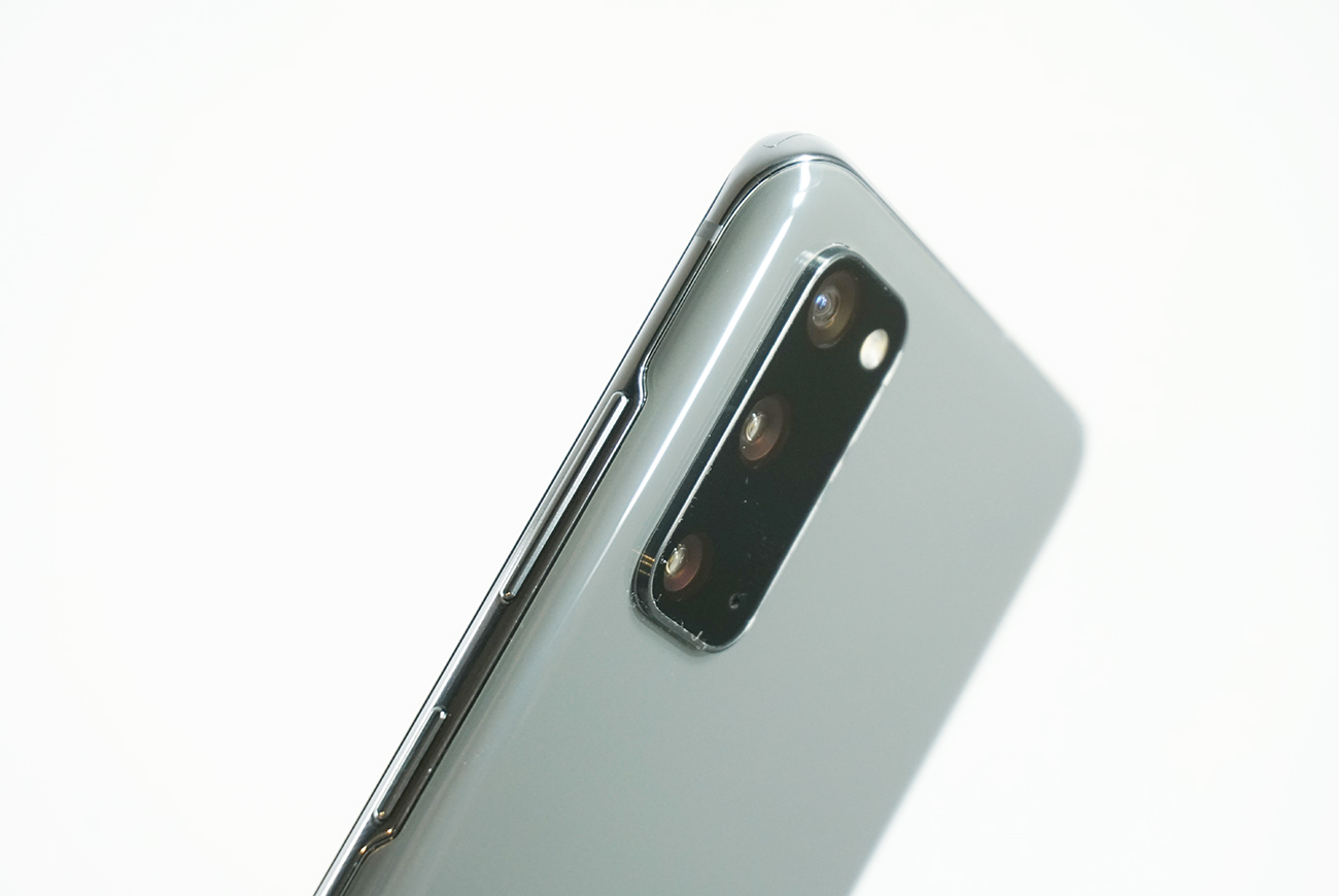 Galaxyシリーズの弱点だったカメラズーム機能の強化