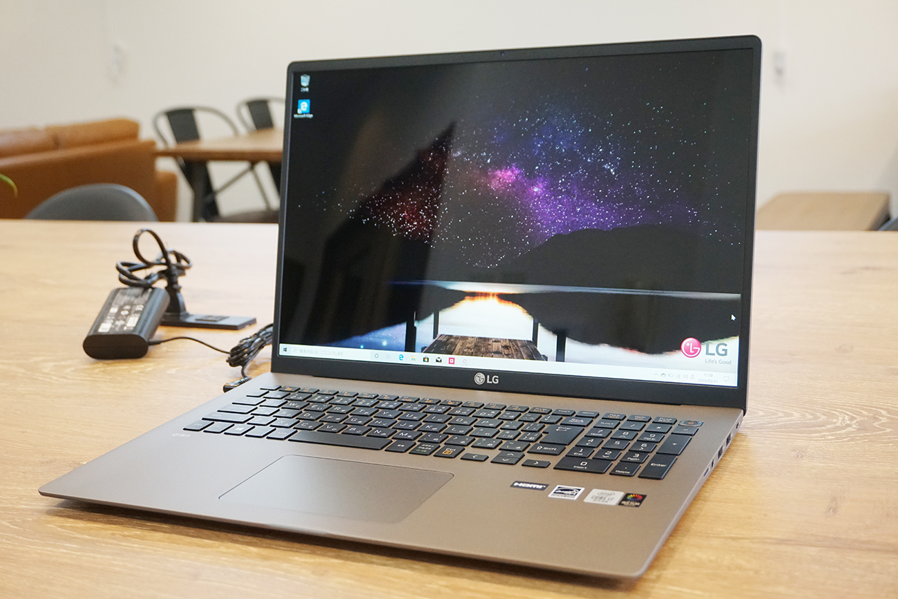 LG gram 17Z90N-VA72JのACアダプター