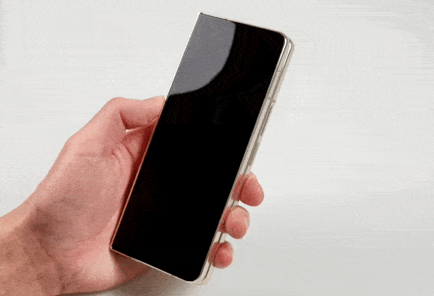 Galaxy Z Fold4のカバーディスプレイの顔認証テスト